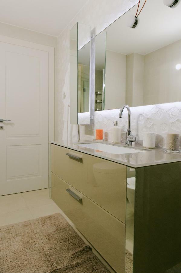 Sweet Dream Deluxe Apartment Сирмионе Экстерьер фото