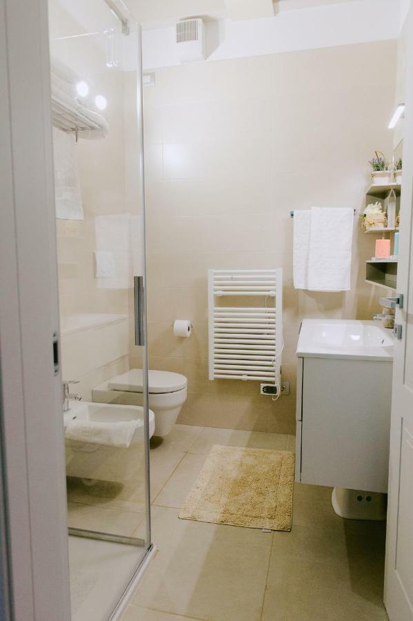 Sweet Dream Deluxe Apartment Сирмионе Экстерьер фото